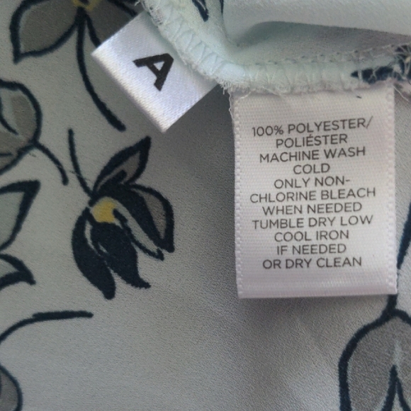 EUC✨ LOFT light blue/aqua women's XL Fleur Tiered Sleeve Top short sleeve blouse - Picture 16 of 17